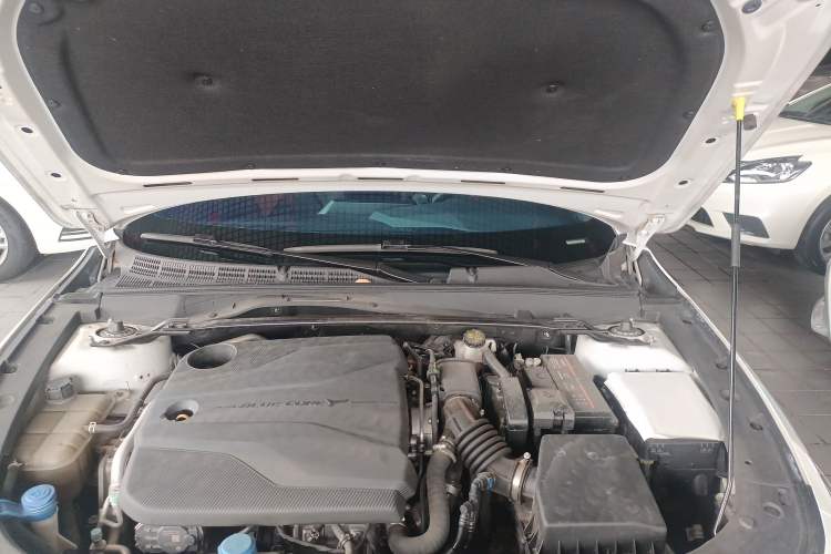 Used Changan UNI-V 2022 1.5T Prestige Version