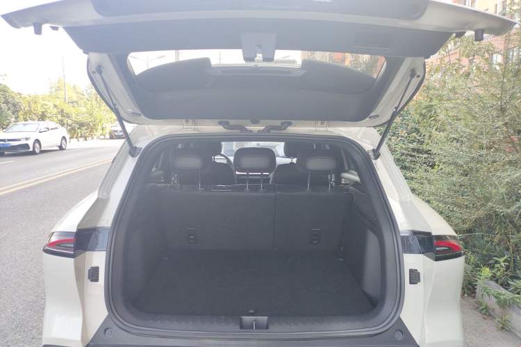 Used Baojun Yunhai 2024 600km Pure Electric Version
