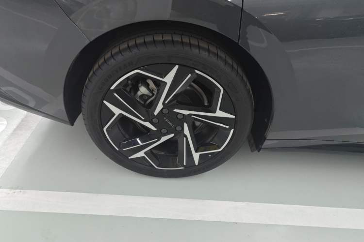 Used Lynk & Co 07 2024 EM-P 126 Long-Range Ultra
