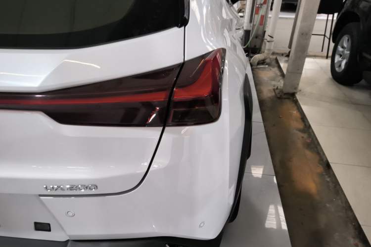 Used Lexus UX 2019 200 F SPORT Version