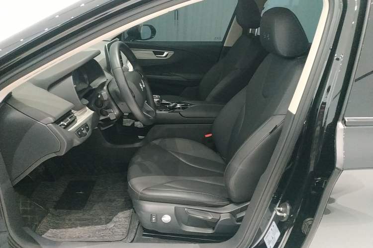 Used Hongqi E-QM5 2023 560km PLUS