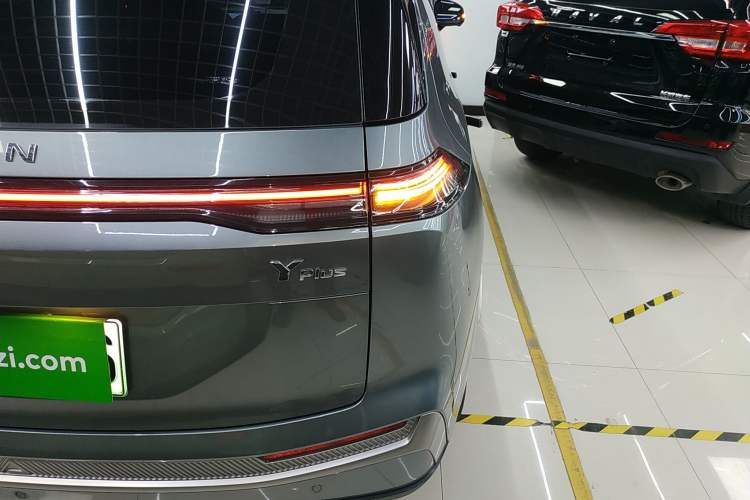 Used AION Y 2023 Plus 510 Smart Edition
