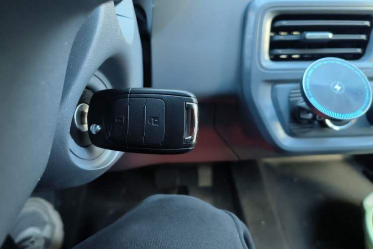 Used Wuling Yangguang 2024 300km Range Practical Window-Sealed Version 75kW
