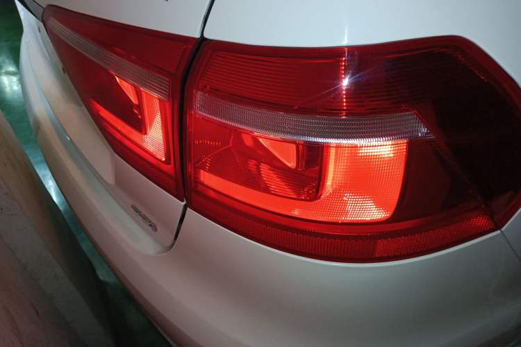 Used Volkswagen Lavida 2013 Revised Version 1.4 TSI DSG Comfort Edition