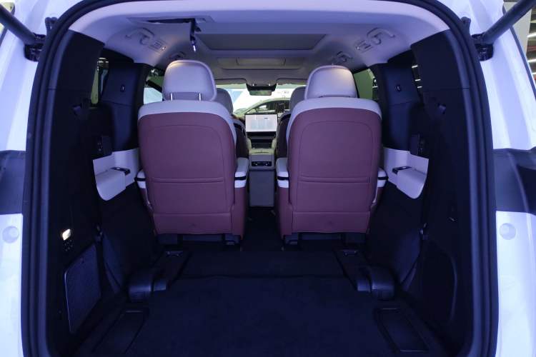 Used BYD Xia 2025 DM-i 1.5T 180km Excellence Model
