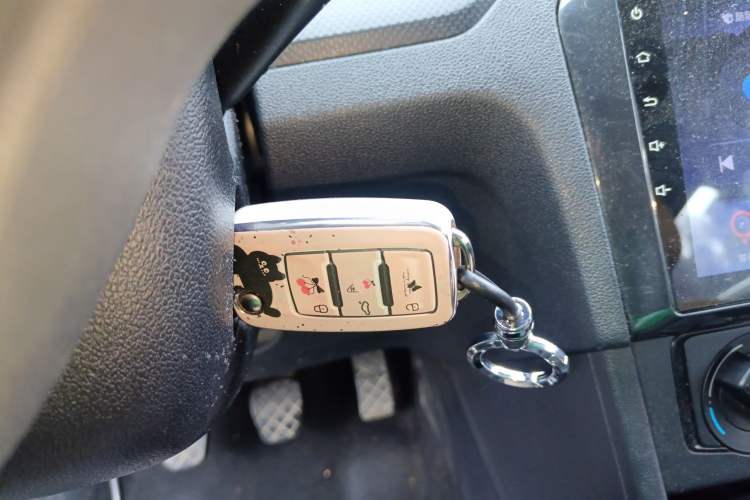 Used Volkswagen Jetta 2015 Value Edition 1.6L Manual Fashionable Style
