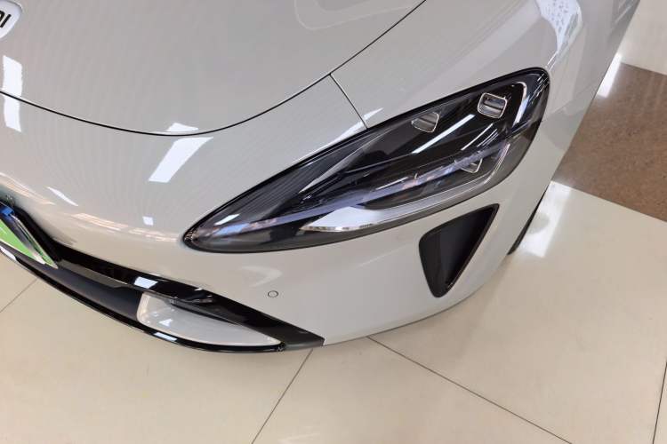 Used  SU7 2024 Four-Wheel Drive Ultra-Long Range Advanced Intelligent Driving Max Edition