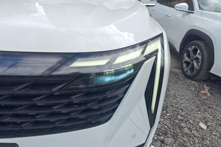 Used Geely Auto FX11 2023 2.0TD DCT Prestige Edition
