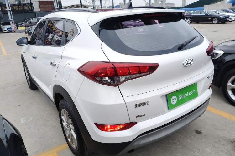 Used Hyundai Tucson 2018 1.6T Dual-Clutch Two-Wheel Drive 15th Anniversary Special Edition
