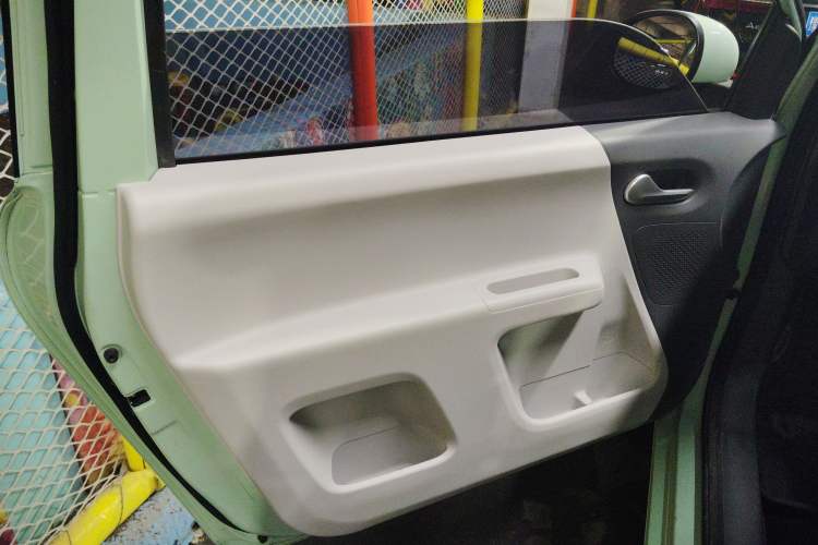 Used  Lumin 2022 210km Sweet Edition
