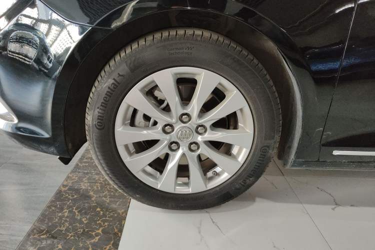 Used Buick LaCrosse 2013 2.4L SIDI Elite Comfort Version
