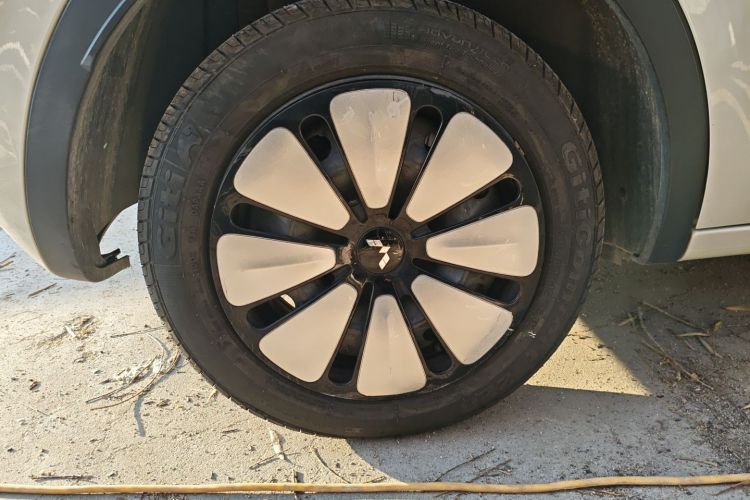 Used Wuling Bingo 2023 333 km Lingxi Connected Version
