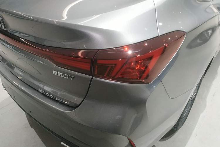 Used Changan Eado 2023 Changan Edition PLUS Blue Whale NE 1.4T GDI DCT Prestige Version