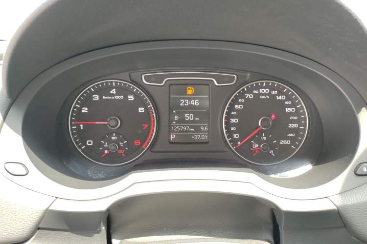 Used Audi Q3 2015 35 TFSI Comfort Model
