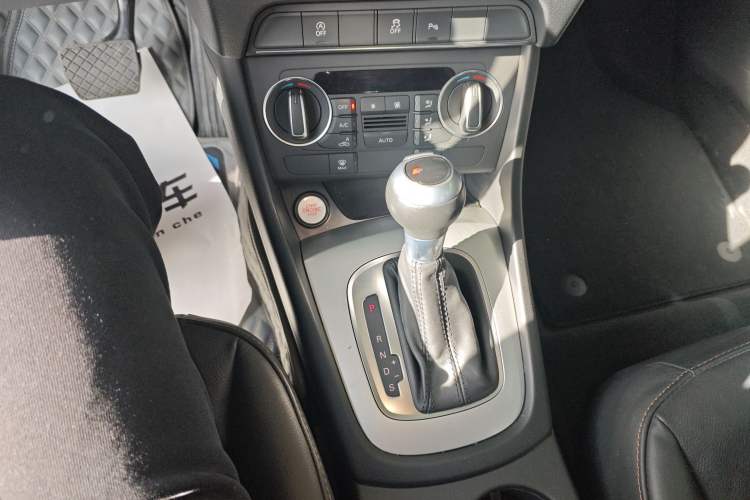 Used Audi Q3 2018 30th Anniversary Edition 30 TFSI Fashion Model
