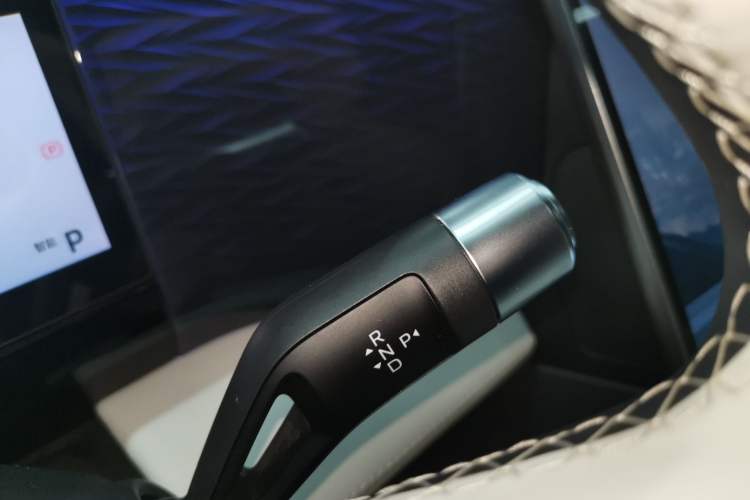 Used  L7 2023 1.5T 115 km Starship
