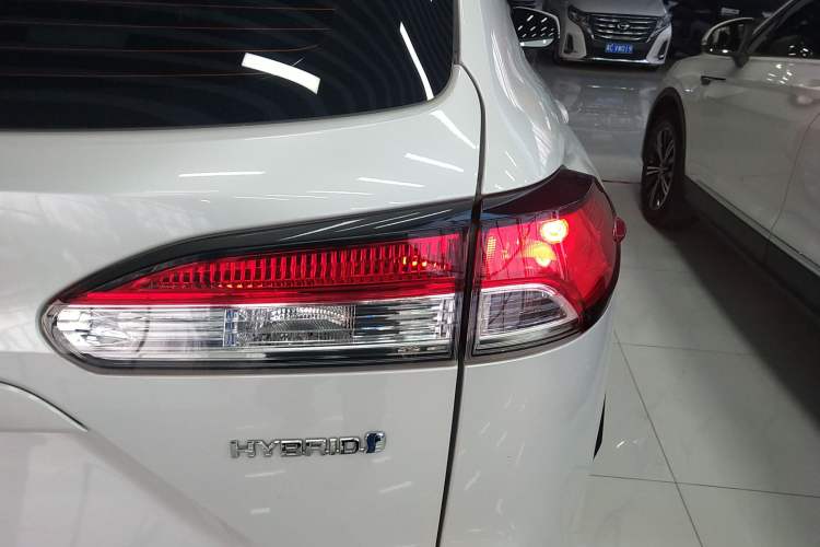 Used Toyota FRONTLANDER 2023 2.0L Smart Electric Hybrid Dual-Engine Leading Edition
