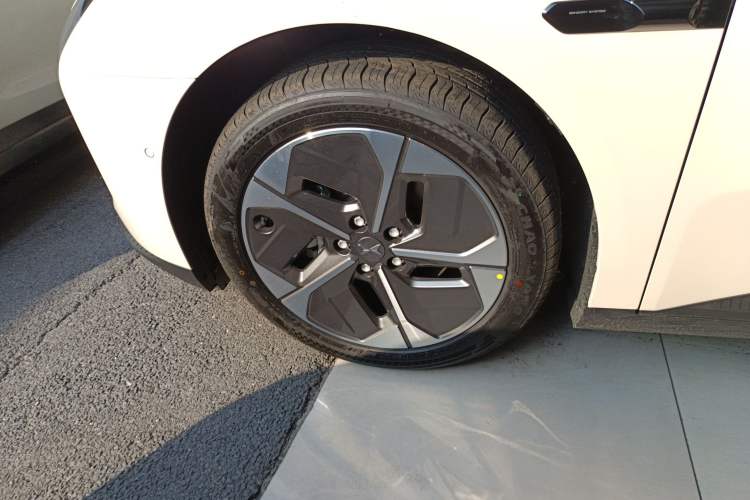 Used XPeng MONA M03 2025 620 Ultra-Long Range Plus
