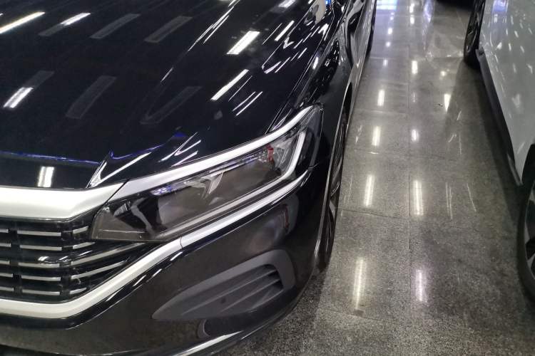 Used Volkswagen Passat 2025 Outstanding Model 330TSI Elite Edition
