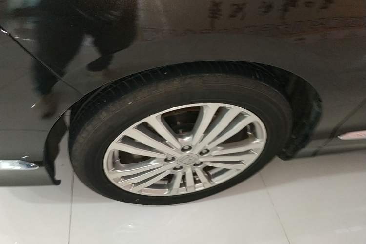 Used Honda Elysion 2016 2.4L Luxury Edition
