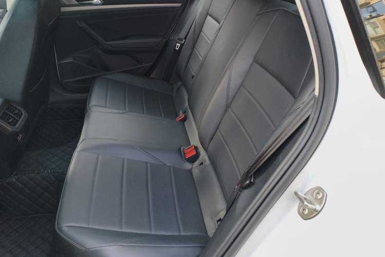 Used Volkswagen Lavida 2021 1.5L Automatic Comfort Edition
