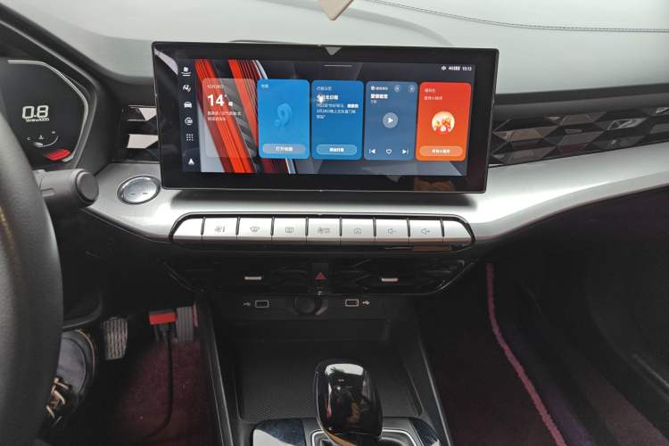 Used MG 5 2022 180 DVVT CVT Youth Luxury Edition
