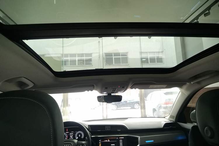 Used Audi Q3 2023 35 TFSI Progressive Dynamic Edition (1.4T)