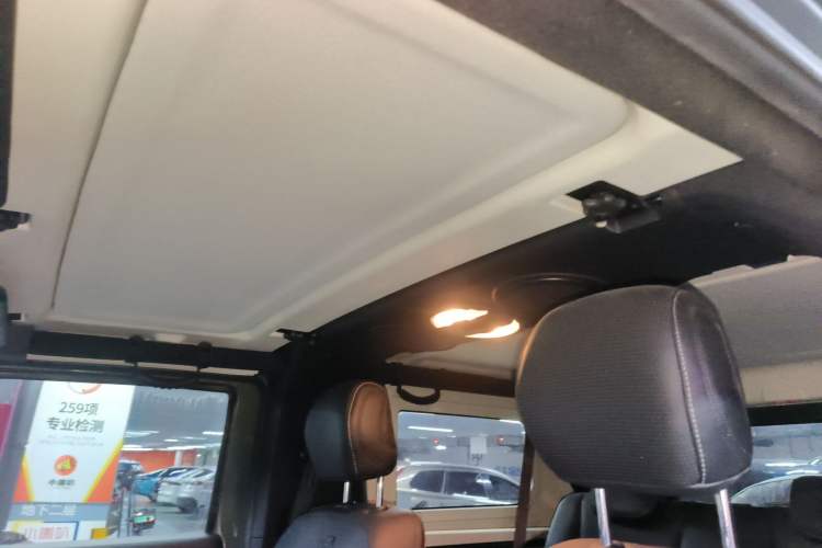 Used  BJ40 2020 2.0T Automatic Four-Wheel Drive Tribute Edition 2020 Xieke Version
