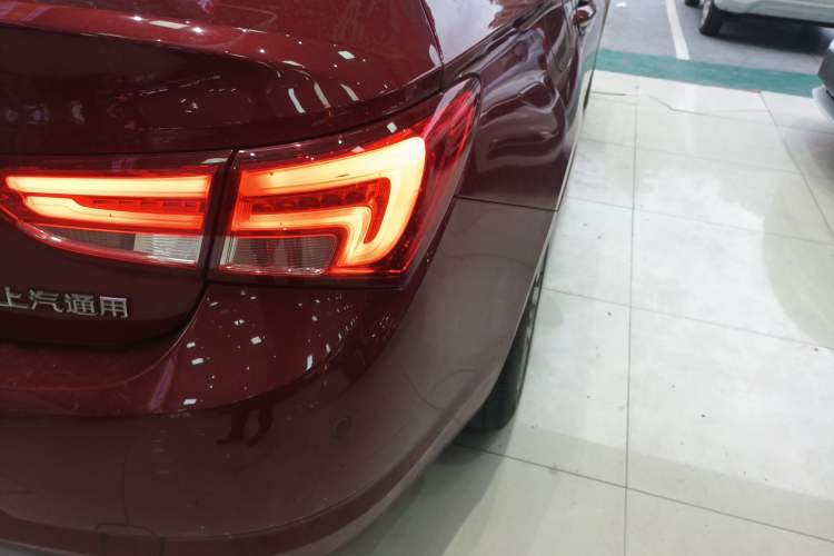 Used Buick Verano 2019 Sedan 20T Dual-Clutch Leading Model