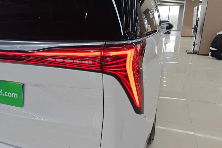 Used Buick Century 2023 2.0T Seven-Seater Yinshi Edition