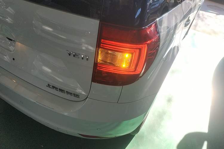 Used Skoda Yeti 2017 TSI280 DSG Car Enjoy Brothers Edition