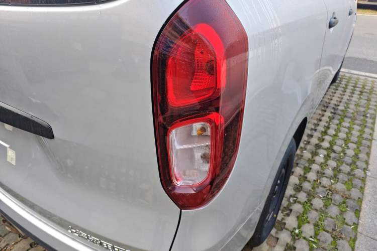 Used Wuling Hongguang New Energy 2024 All-Electric Model 300KM Practical Version