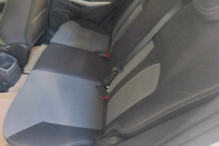 Used Ford EcoSport 2013 1.5L Automatic Fashion Model
