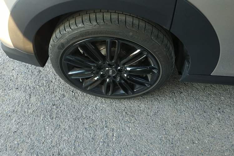 Used MINI MINI 2022 1.5T COOPER Artist Five-Door Edition