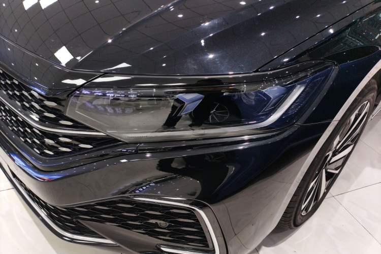 Used Volkswagen Passat 2023 Revised 330TSI Starry Elite Edition
