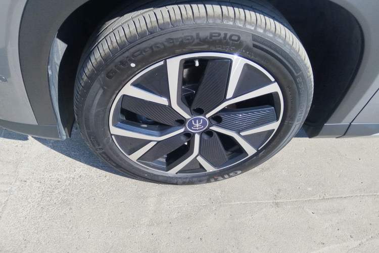 Used BYD Song L DM-i 2025 Intelligent Driving Version 160 km Beyond-Range Type
