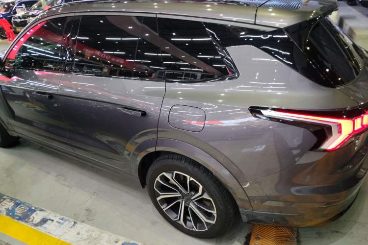 Used Lynk & Co 09 EM-P 2023 2.0TD EM-P Long-Range Version PM 7-Seater
