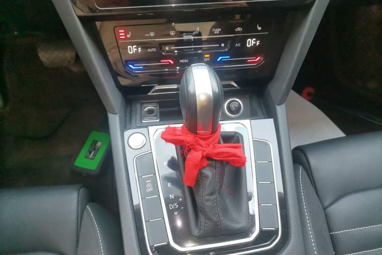 Used Volkswagen Magotan 2020 330TSI DSG Leading Model
