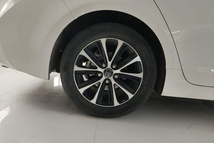 Used Toyota Levin 2023 Smart Electric Hybrid Dual-Engine 1.8L Leading Edition
