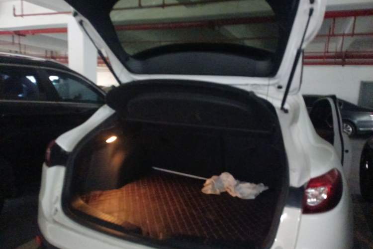 Used Mazda CX-4 2018 2.0L Automatic Two-Wheel Drive Blue Sky Premium Upgrade Version China VI Standard
