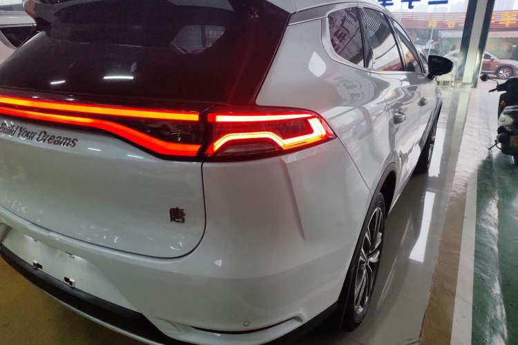 Used BYD Tang 2019 2.0T Automatic SmartConnect Luxury 7-Seater China VI Standard
