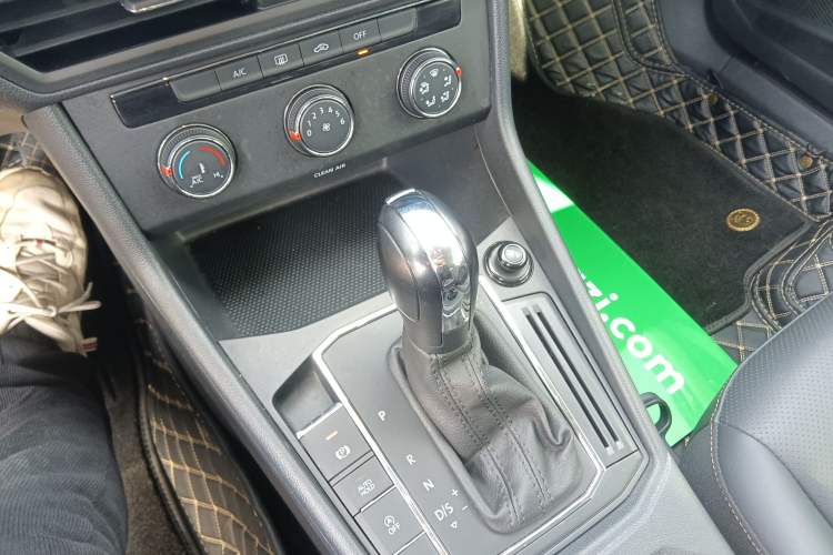 Used Volkswagen Lavida 2021 1.5L Automatic Comfort Edition
