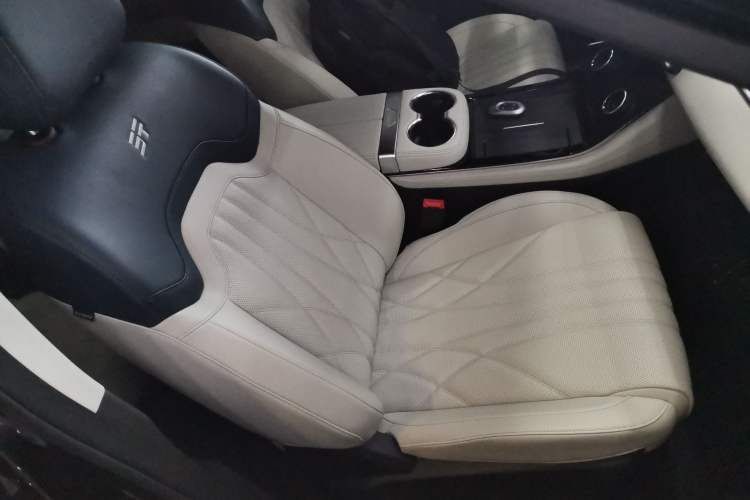 Used  Shanhai L7 2024 1.5T 120km ULTRA 7-Seater
