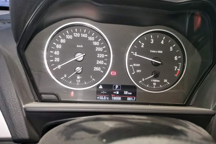 Used BMW 2 Series 2015 218i
