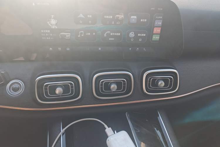 Used Chery Tiggo 9 2023 2.0T Dual-Clutch Two-Wheel Drive Luxury Edition 7 Seats