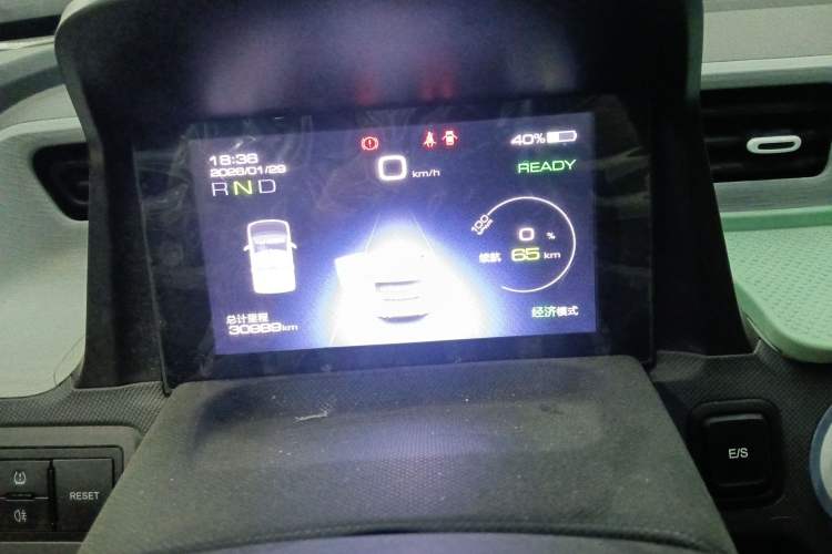 Used Wuling Hongguang MINIEV 2022 Macaron Premium Model – Lithium Iron Phosphate