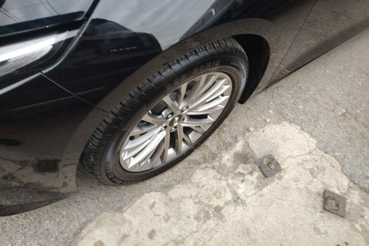 Used Bestune B70 2025 Dragon Edition 1.5T Quality Enjoyment Model
