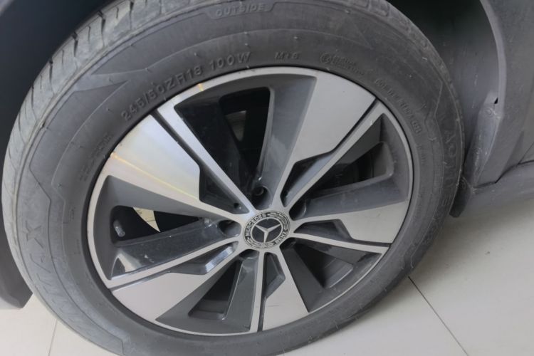 Used Mercedes-Benz V-Class 2021 V 260 Avantgarde Edition
