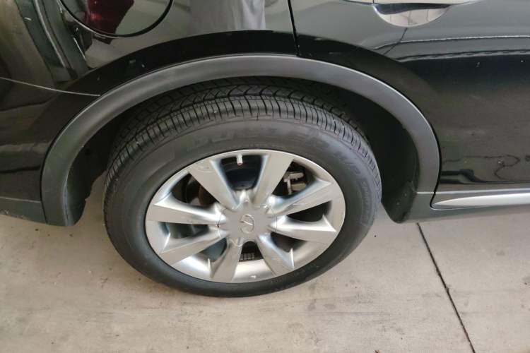 Used Infiniti QX50 2015 2.5L Comfort Edition
