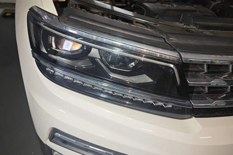 Used Volkswagen Tiguan L 2017 330TSI Automatic Two-Wheel Drive Flagship Edition
